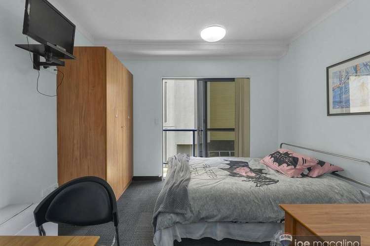 Third view of Homely unit listing, 104 Margaret St, Brisbane City QLD 4000