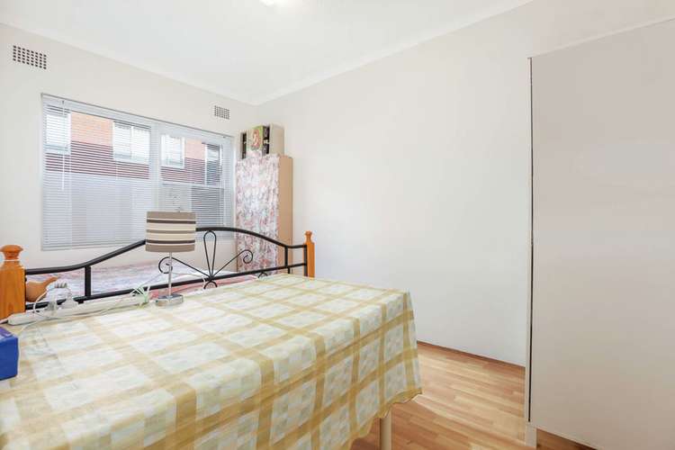 Sixth view of Homely unit listing, 2/27 Gloucester Road, Hurstville NSW 2220