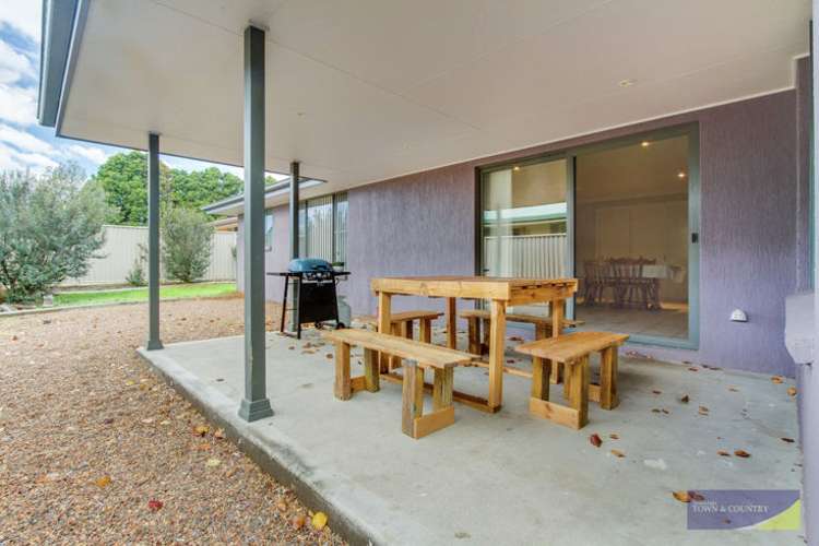 Sixth view of Homely house listing, 26 Rusden Court, Armidale NSW 2350