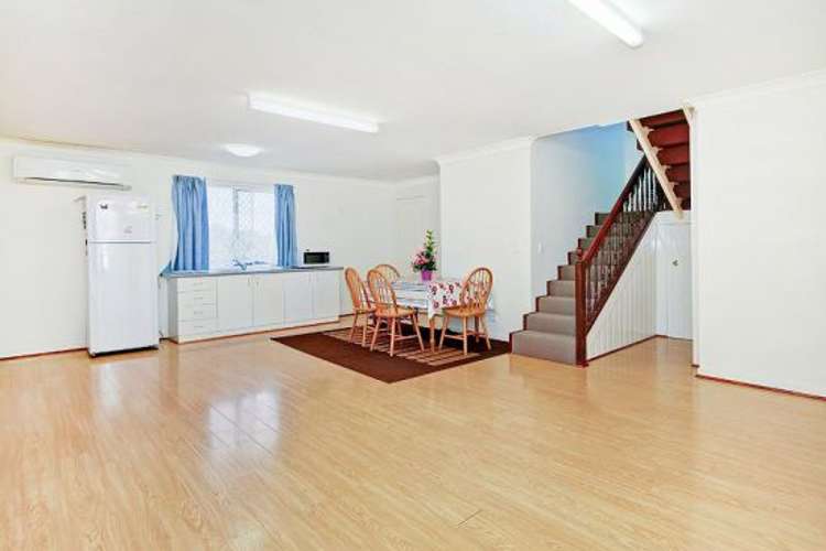 Fifth view of Homely house listing, 27 Roscoe St, Holland Park QLD 4121