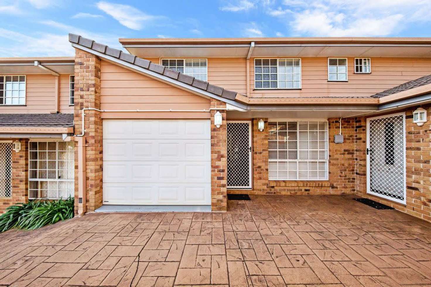 Main view of Homely townhouse listing, 10/ 2-6 Roser Close, Kearneys Spring QLD 4350