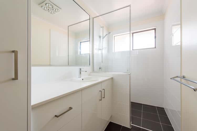 Fourth view of Homely unit listing, 2/944 Ruthven Street, Kearneys Spring QLD 4350