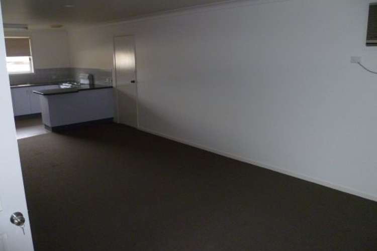 Second view of Homely unit listing, 1/17 Illoura Street, Tamworth NSW 2340