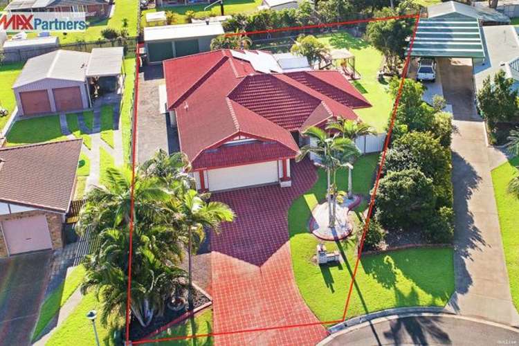 Second view of Homely house listing, 12 Merrilyn Court, Urangan QLD 4655