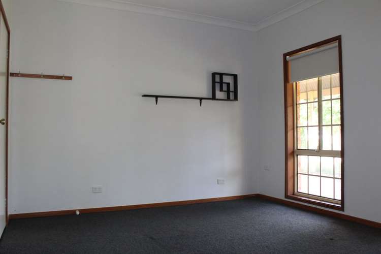 Fourth view of Homely house listing, 7 Jeeba Place, Glenfield Park NSW 2650