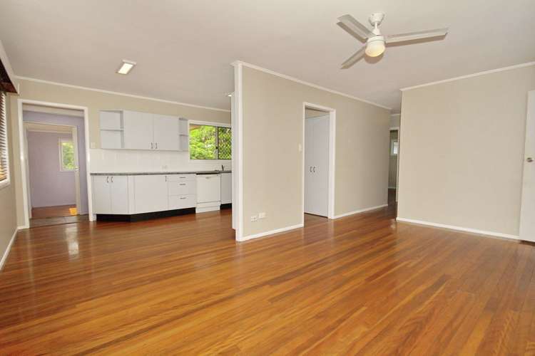 Fifth view of Homely house listing, 4 Ure Street, Wynnum QLD 4178