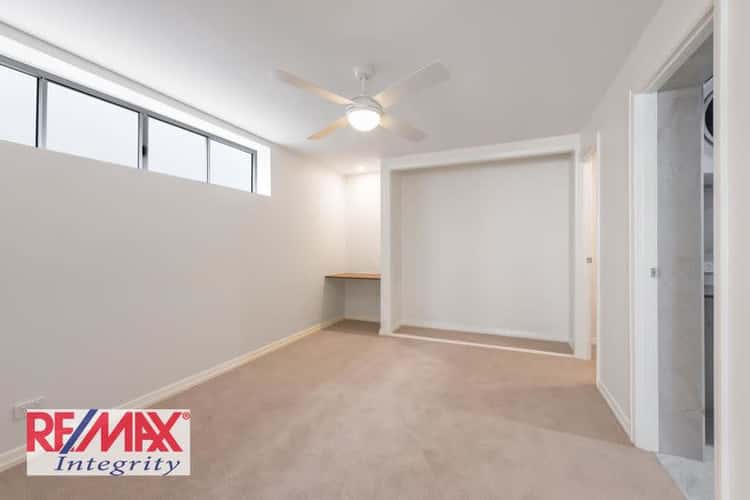 Third view of Homely unit listing, 39A Munro Street, Auchenflower QLD 4066
