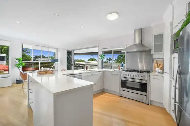 154 Melville Terrace, Manly QLD 4179