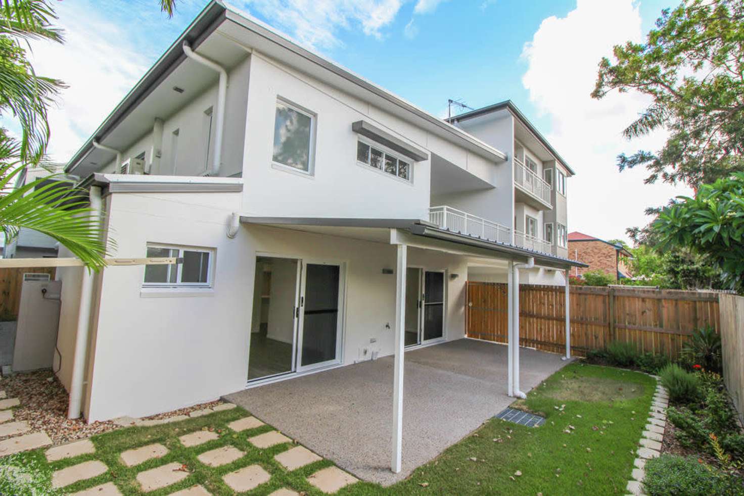 Main view of Homely unit listing, 1 / 33-35 Berrima St, Wynnum QLD 4178