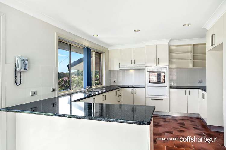 4 Cunningham Crescent, Sawtell NSW 2452