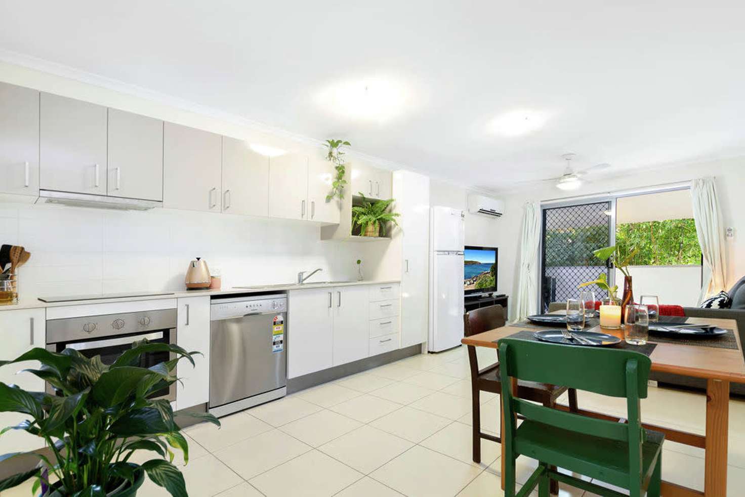 Main view of Homely unit listing, 1/29 Farm Street, Newmarket QLD 4051