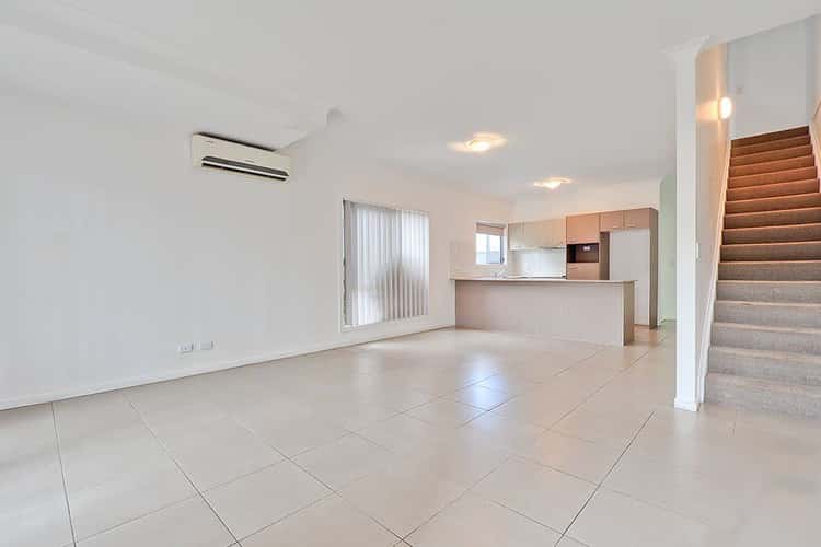 Second view of Homely townhouse listing, 2/115 Hansen Street, Moorooka QLD 4105