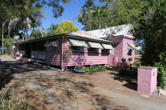 6-8 Hall Street, Peak Crossing QLD 4306