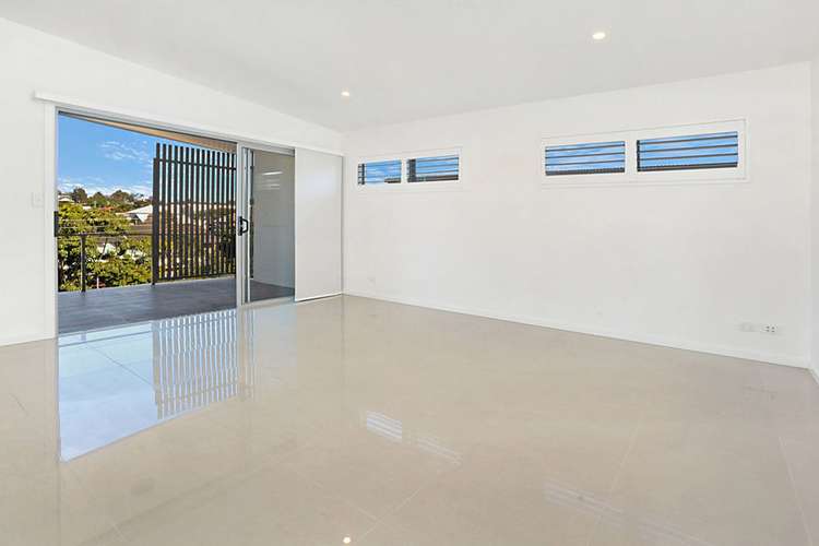 Fourth view of Homely unit listing, 5 / 19 Pickwick Street, Cannon Hill QLD 4170