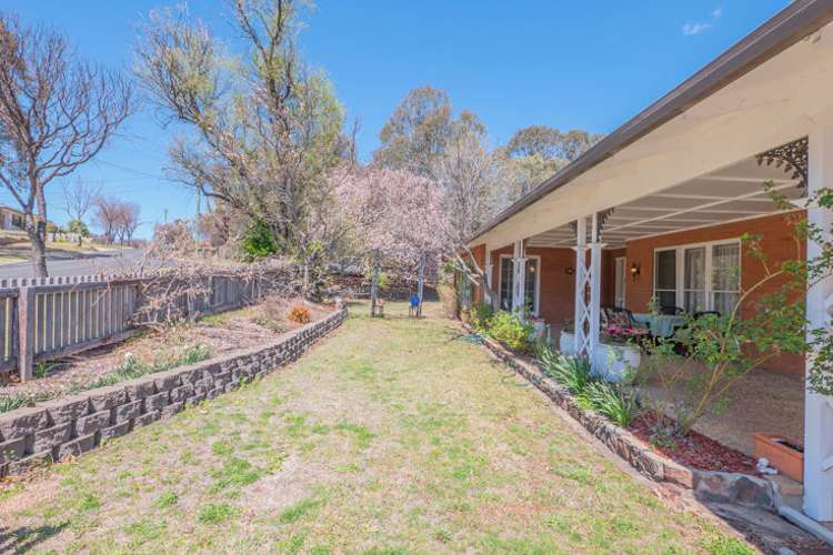 Fifth view of Homely house listing, 8 Roslyn Avenue, Armidale NSW 2350