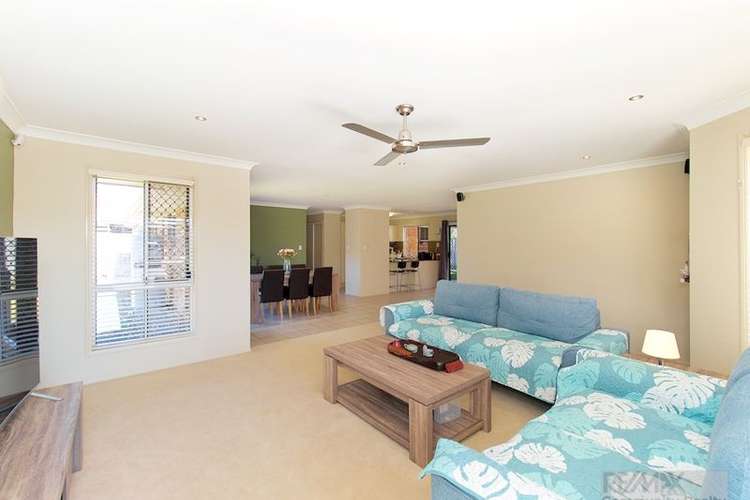 Second view of Homely house listing, 3 Moneghetti place, Calamvale QLD 4116