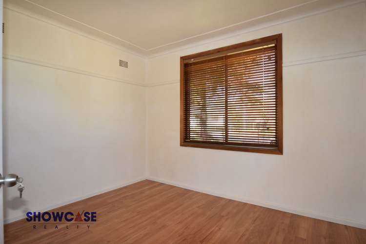 Fifth view of Homely house listing, 8 Laurel Pl, Lalor Park NSW 2147