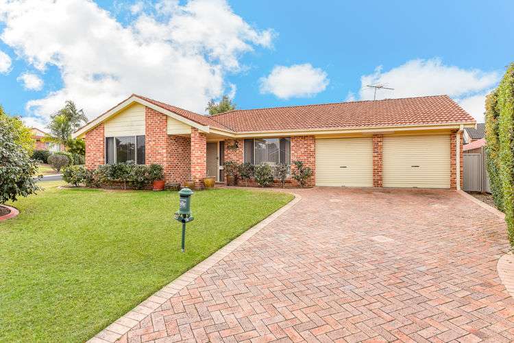 10 Shannon Place, Kearns NSW 2558