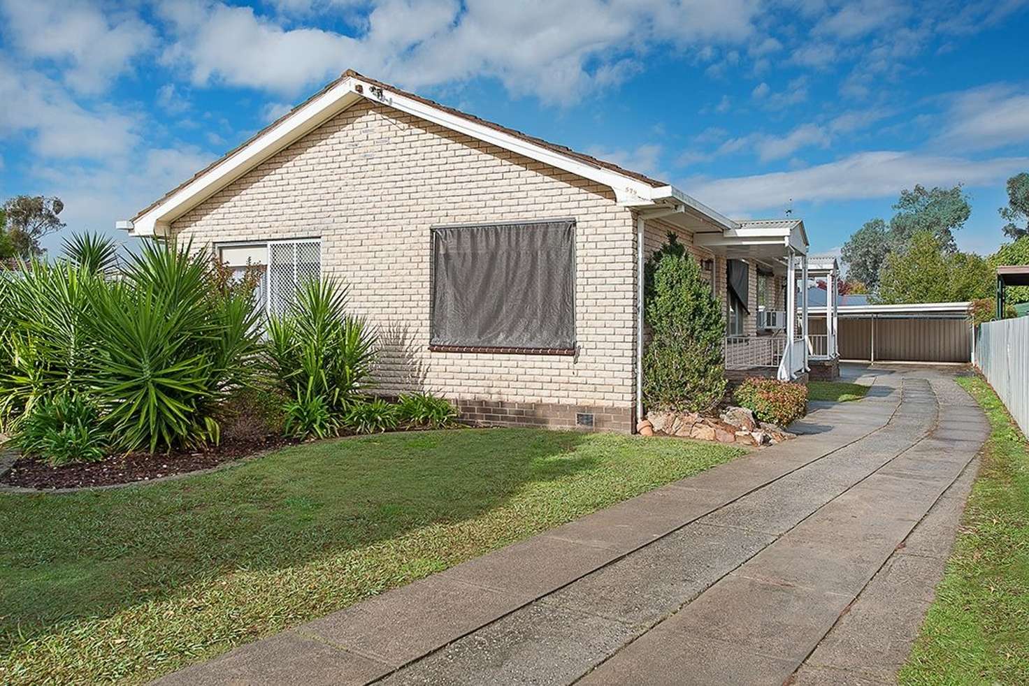 Main view of Homely unit listing, 1/579 Mair Street, Lavington NSW 2641