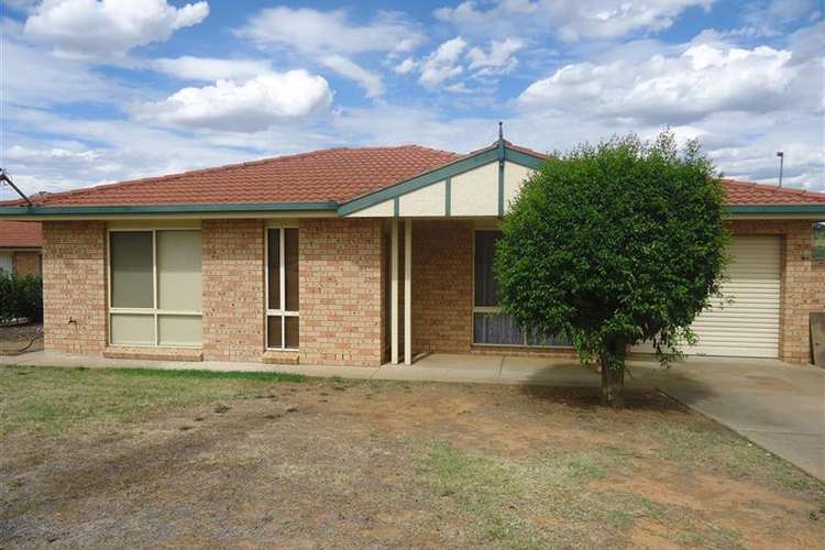 Main view of Homely villa listing, 4/26 Bulolo Street, Ashmont NSW 2650