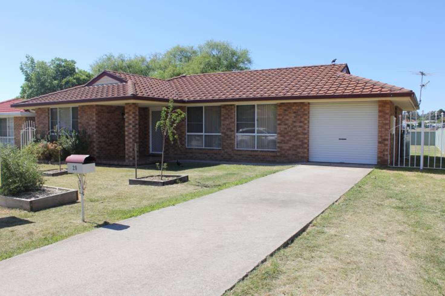 Main view of Homely house listing, 28 Alahna Drive, Armidale NSW 2350