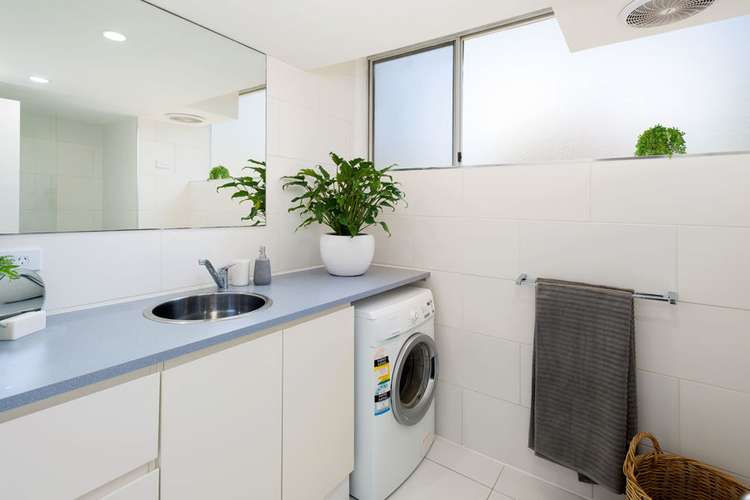 Fifth view of Homely unit listing, 1/21 First Avenue, Surfers Paradise QLD 4217