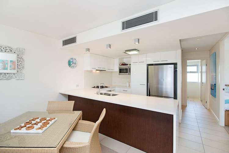 Fifth view of Homely unit listing, 302/215 Boundary Street, Rainbow Bay QLD 4225