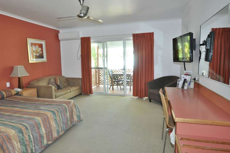 Fourth view of Homely unit listing, 217/6 Beach Road, Dolphin Heads QLD 4740
