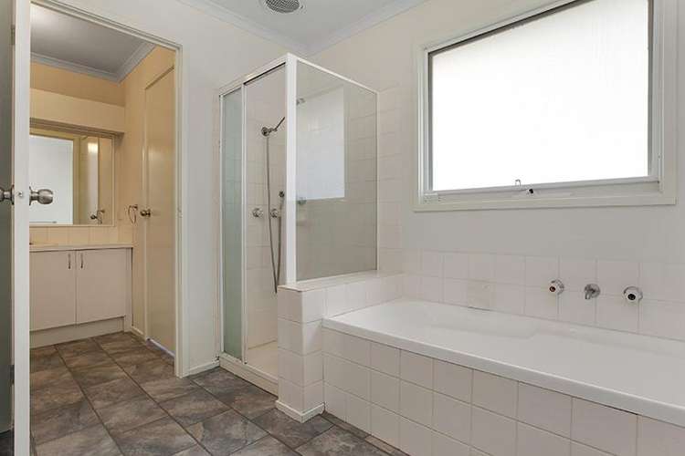 Fifth view of Homely house listing, 7 Adare Place, Werribee VIC 3030