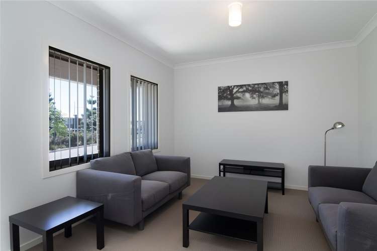 Second view of Homely house listing, 5 Mountainview Cres, Penrith NSW 2750