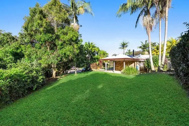 Second view of Homely house listing, 10 Toona Place, Mapleton QLD 4560