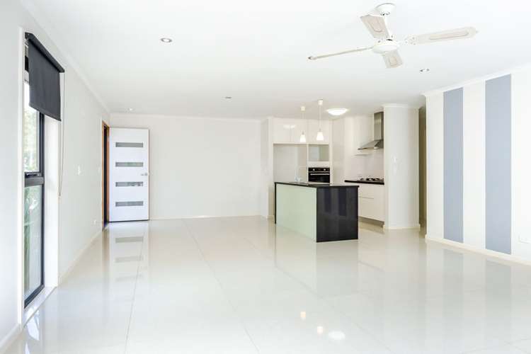 Seventh view of Homely house listing, 2/28 Flounder Crescent, Toolooa QLD 4680