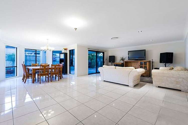 Sixth view of Homely house listing, 25 Baybreeze Crescent, Murrumba Downs QLD 4503