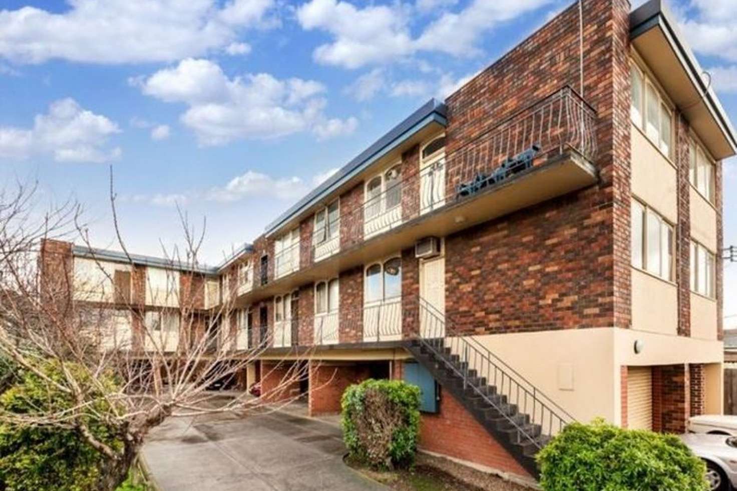 Main view of Homely apartment listing, 5/9 Austin Terrace, Brunswick VIC 3056