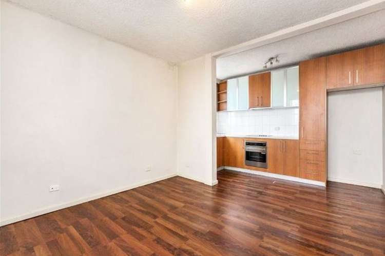 Second view of Homely apartment listing, 5/9 Austin Terrace, Brunswick VIC 3056