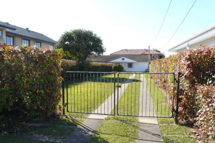 Main view of Homely house listing, 10 Donkin Street, Scarborough QLD 4020