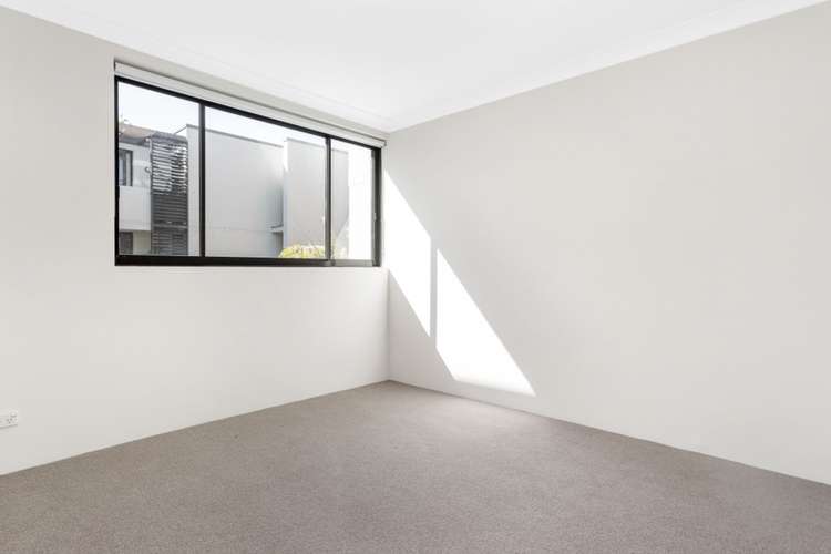 Fifth view of Homely apartment listing, 20/11-21 Rose Street, Chippendale NSW 2008