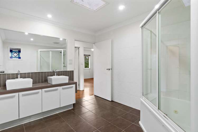 Fifth view of Homely house listing, 2 Cecile Street, Balmoral QLD 4171