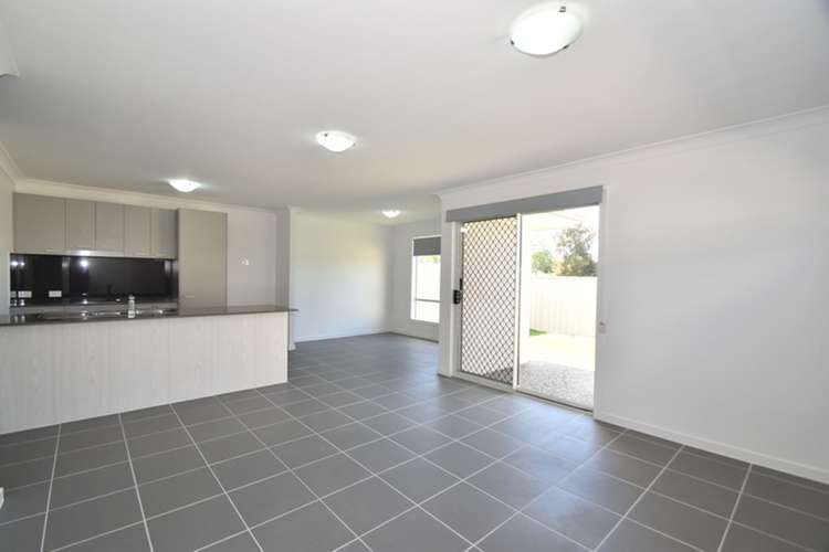 Fifth view of Homely unit listing, 2/12 Glenwood Street, Glenvale QLD 4350