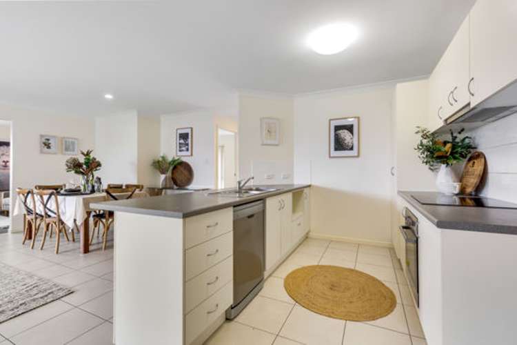 Second view of Homely house listing, 17 Parklane Crescent, Beaconsfield QLD 4740