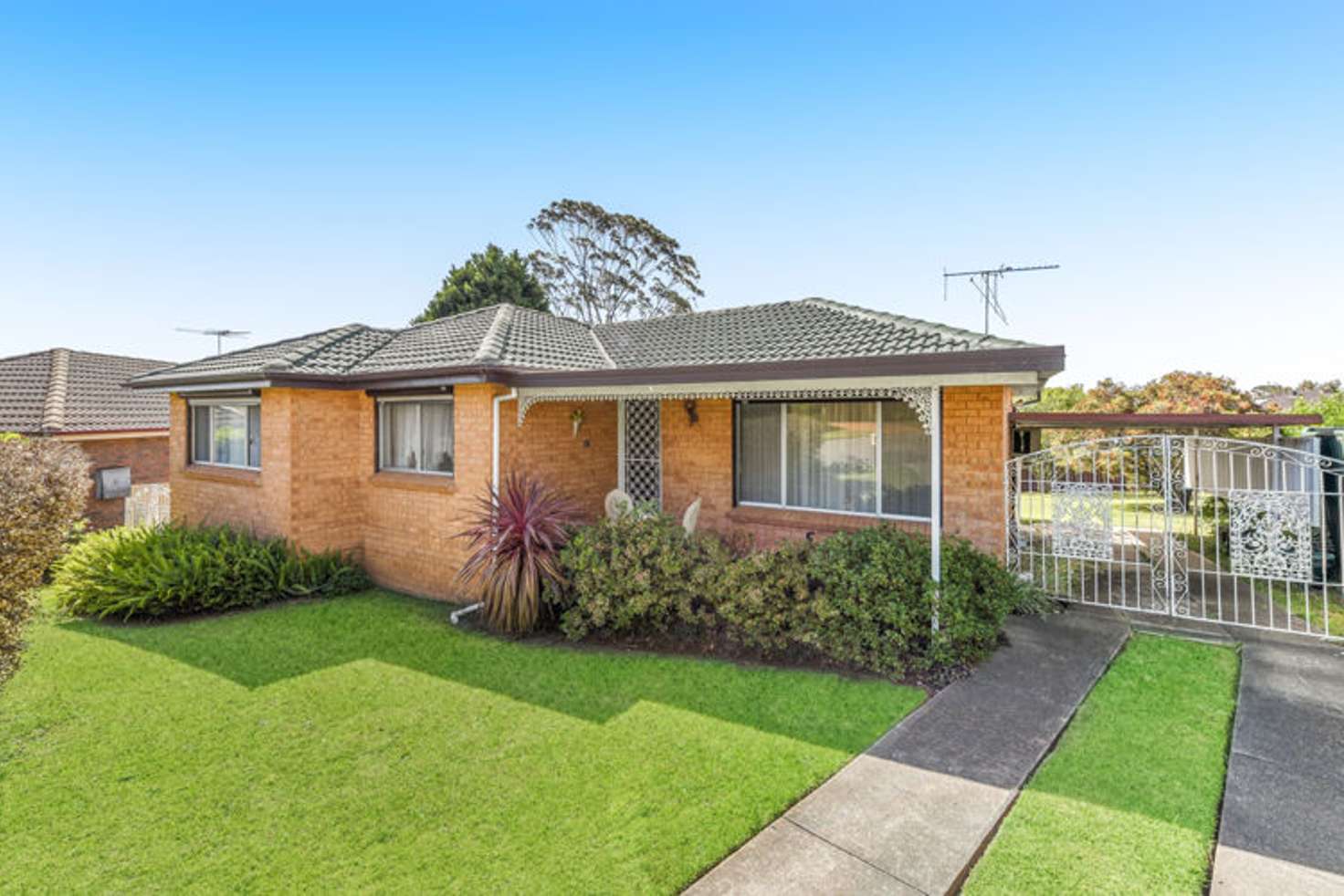 Main view of Homely house listing, 4 Friar Place, Ingleburn NSW 2565