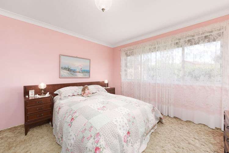 Fifth view of Homely house listing, 4 Friar Place, Ingleburn NSW 2565