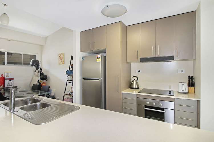 Third view of Homely unit listing, Unit 9, 110-114 Collins Avenue, Edge Hill QLD 4870