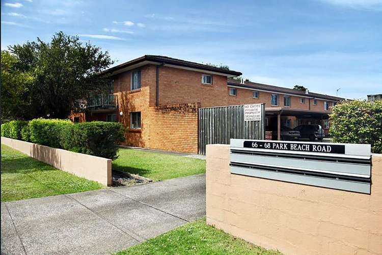 Main view of Homely townhouse listing, 2/66 Park Beach Road, Coffs Harbour NSW 2450