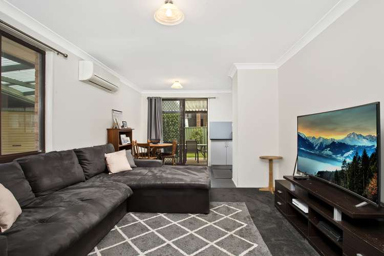 Second view of Homely house listing, 8 Kingsbury Place, Kingswood NSW 2747