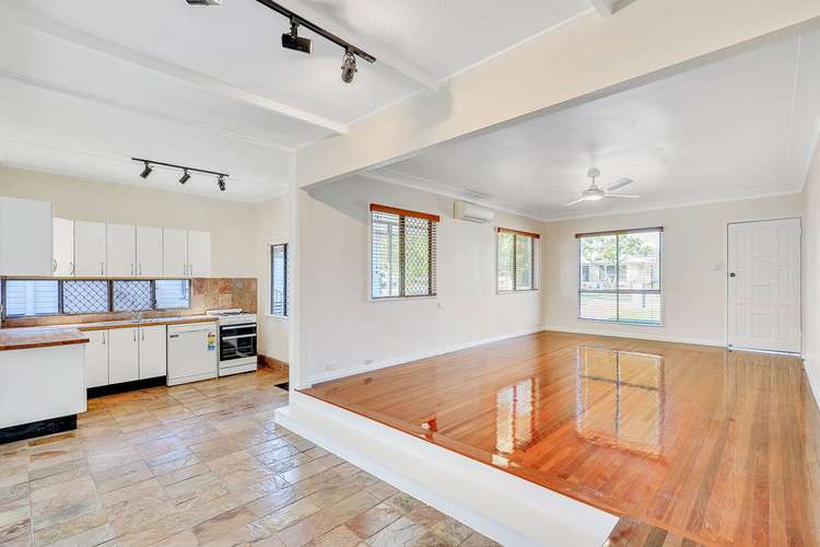 Fourth view of Homely house listing, 19 Yanderra Avenue, Arana Hills QLD 4054