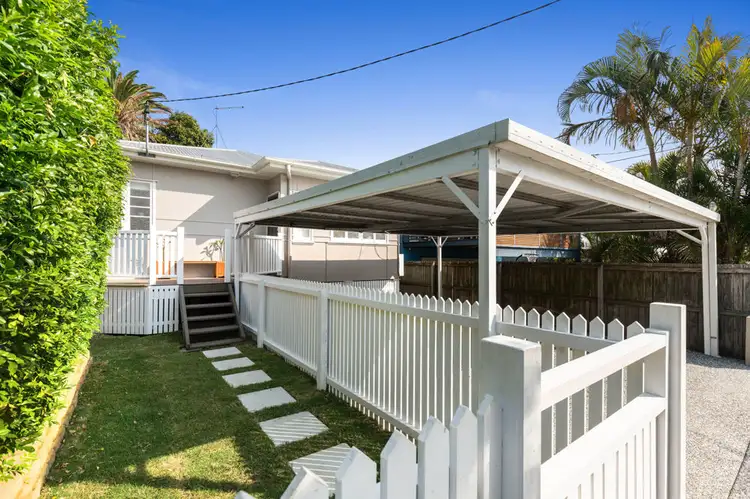 12 Peel Street, Manly QLD 4179