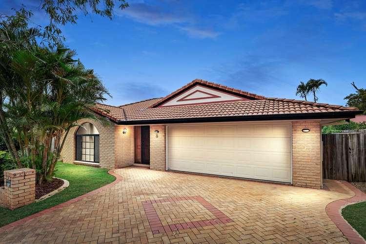8 Battersea Close, Forest Lake QLD 4078