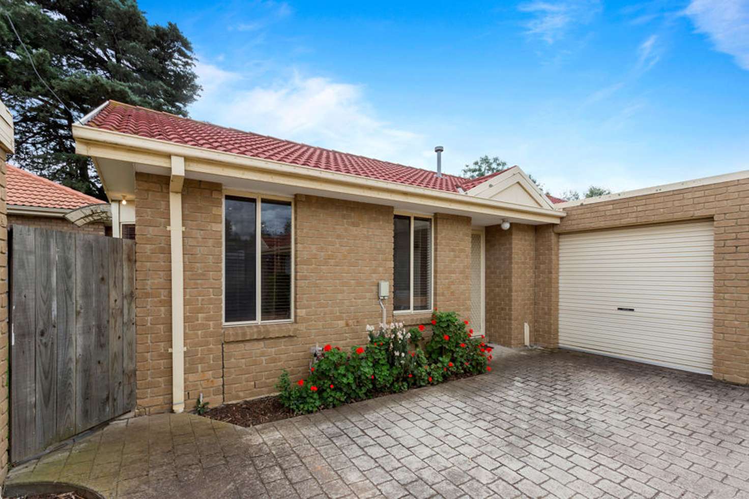 Main view of Homely unit listing, 4/2 Gordon Street, Tullamarine VIC 3043