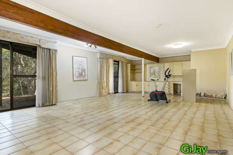 Fourth view of Homely house listing, 819A Cavendish Road, Holland Park QLD 4121